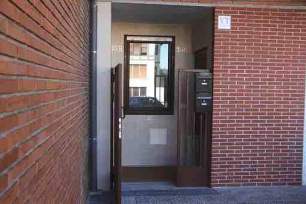 Aixerrota Apartamentos B Getxo Exteriör bild