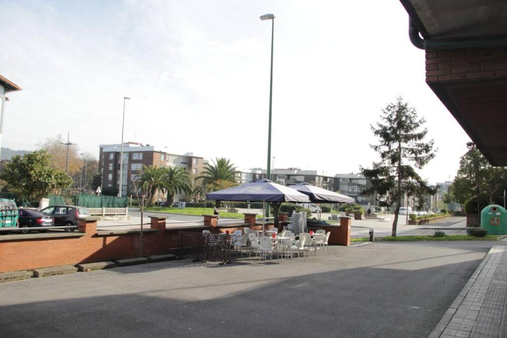 Aixerrota Apartamentos B Getxo Exteriör bild
